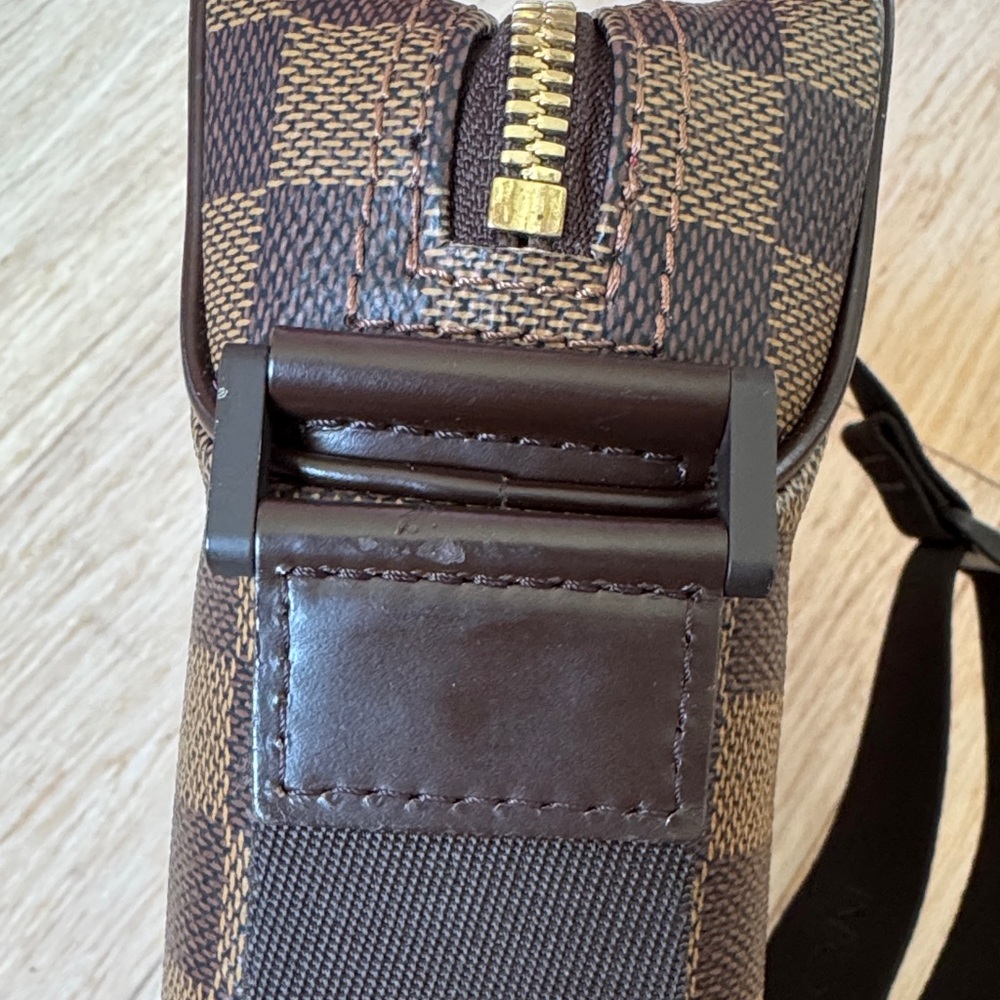 Louis Vuitton Brown Damier Ebene Messenger Crossbody Bag - Picture 12 of 16